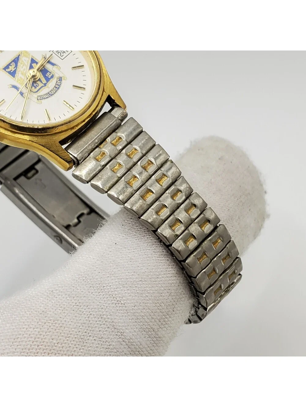 Hamilton 7j TSA Quartz Watch Women 22mm White Date Dial Stretch Band New Battery